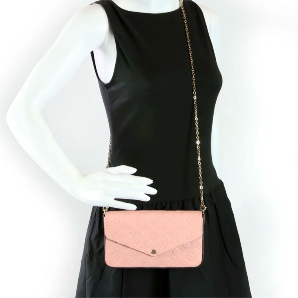 Louis Vuitton Pochette Felicie Empreinte Pink; Like new! - Picture 12 of 17